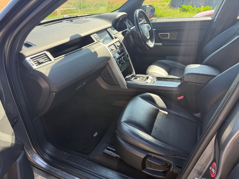 LAND ROVER DISCOVERY SPORT 2.0 TD4 SE TECH7 SEATER DIESEL AUTO 4WD EURO 6 S S...